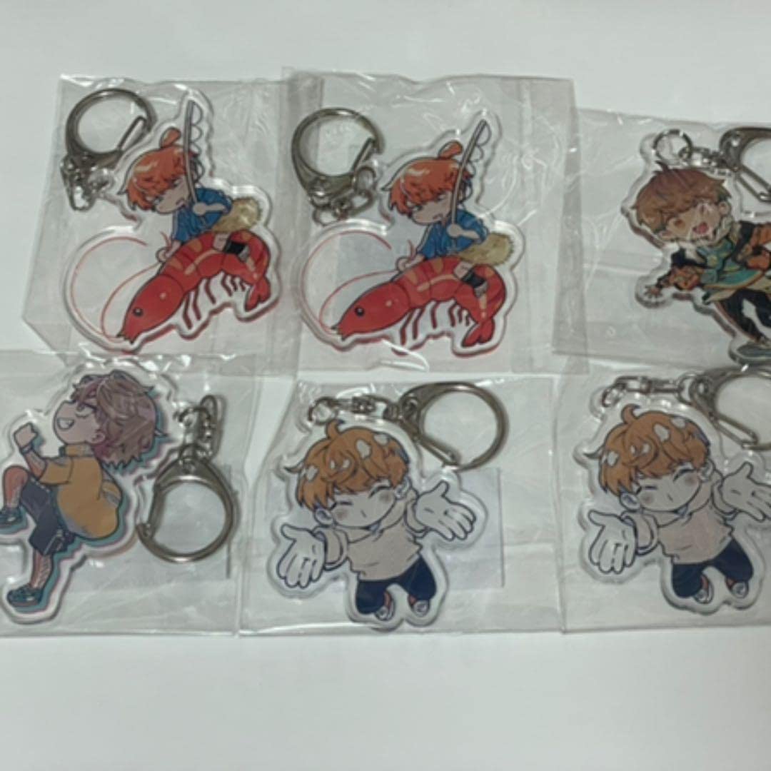 Amazon.co.jp: 歌い手めいちゃんアクキー : おもちゃ